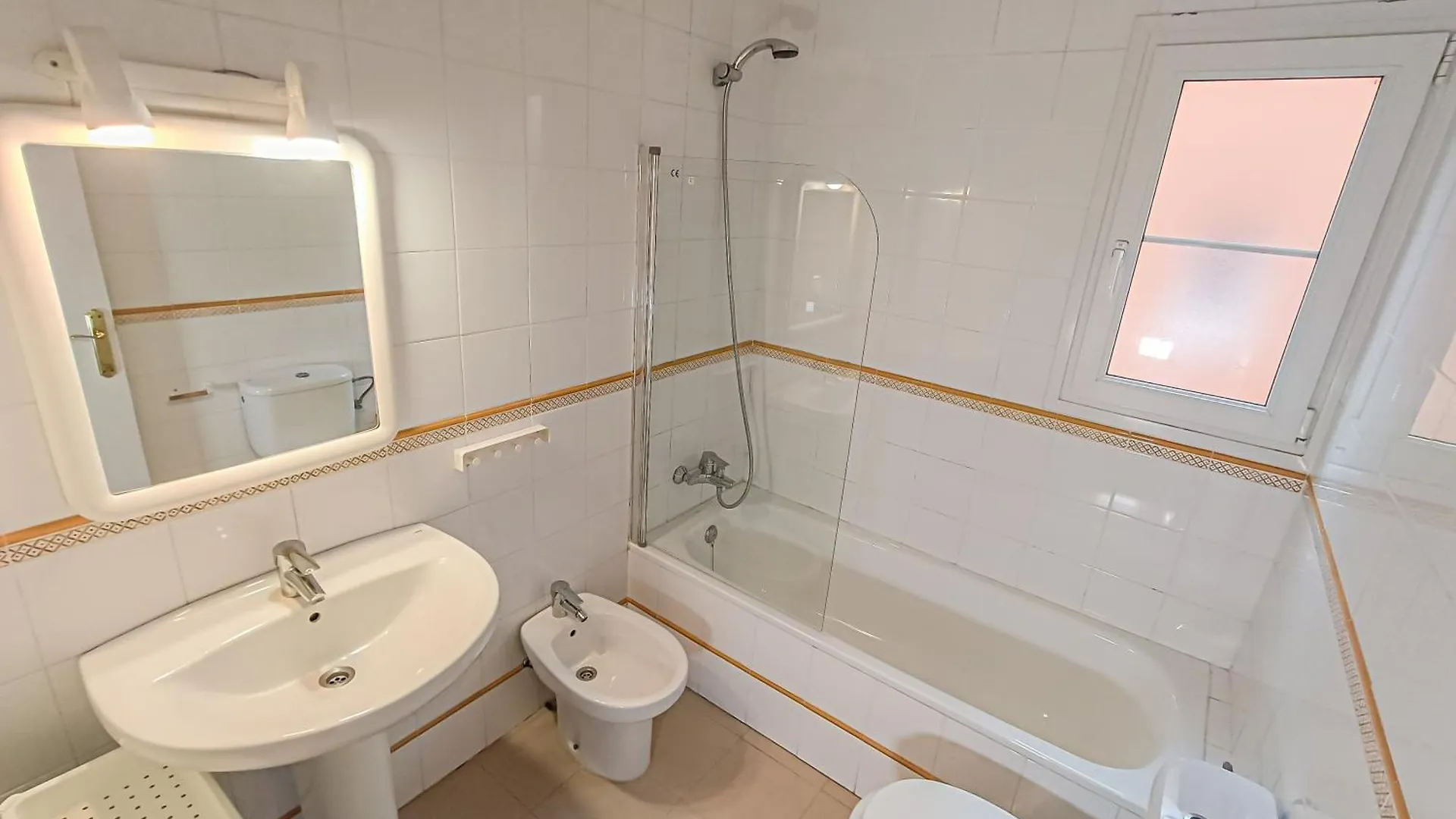 Rezal Urb Aguila Calida Y Preciosa Casa Cerca De La Playa Villa El Puerto de Santa María Spanje